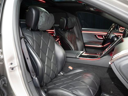 New 2026 Mercedes-Benz Maybach S 580 4MATIC image 13