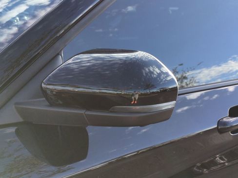 Certified 2025 Ford Explorer ST-Line w/ Premium Package image 12