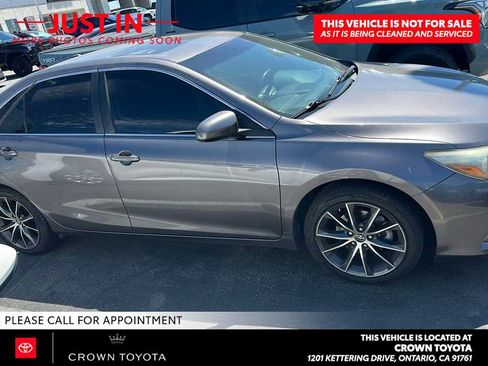 Used 2016 Toyota Camry XSE w/ Moonroof Package FWD image 3