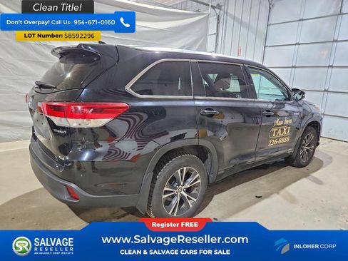 Used 2017 Toyota Highlander XLE AWD/4WD image 4