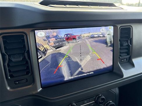 New 2025 Ford Bronco Badlands image 25