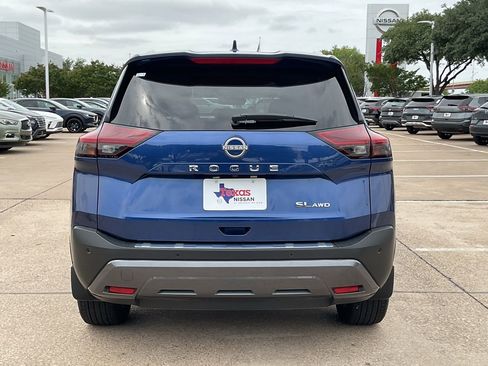 Certified 2023 Nissan Rogue SL w/ SL Premium Package AWD/4WD image 6