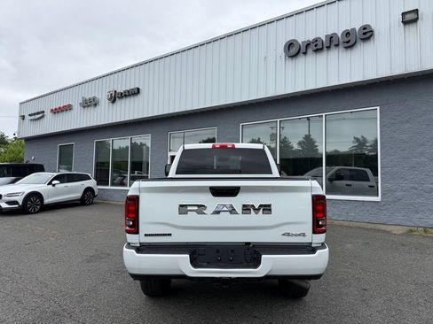 Used 2025 RAM 2500 Big Horn AWD/4WD image 4