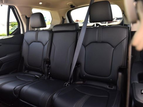 Certified 2025 Honda Pilot EX-L image 24
