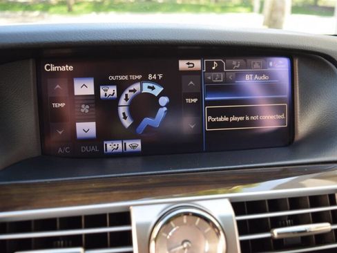 Used 2013 Lexus LS 460 AWD w/ Comfort Pkg image 68