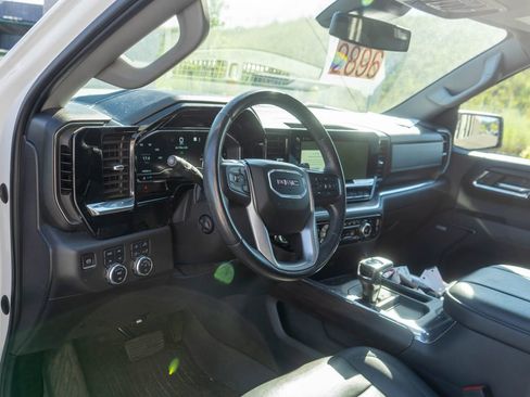Used 2023 GMC Sierra 1500 SLT w/ SLT Premium Package AWD/4WD image 17