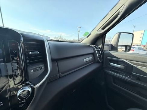 Used 2024 RAM 3500 Big Horn w/ Sport Appearance Package image 11