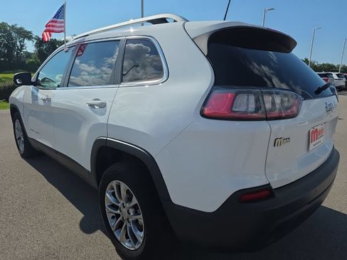 Used 2020 Jeep Cherokee Latitude Plus w/ Cold Weather Group FWD image 7