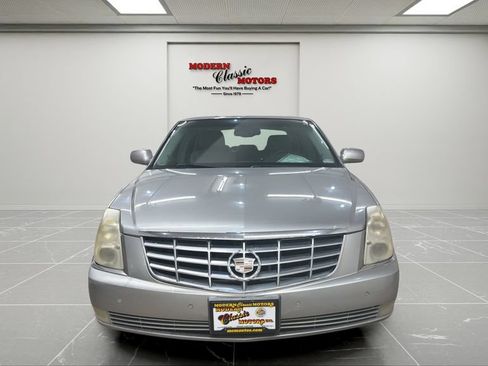 Used 2006 Cadillac DTS w/ Sun And Sound Package FWD image 8