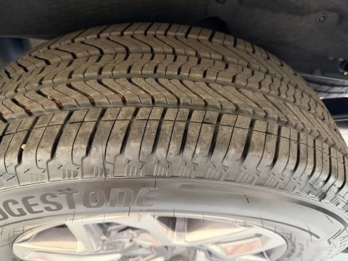 New 2026 GMC Sierra 1500 SLT w/ SLT Premium Plus Package image 7