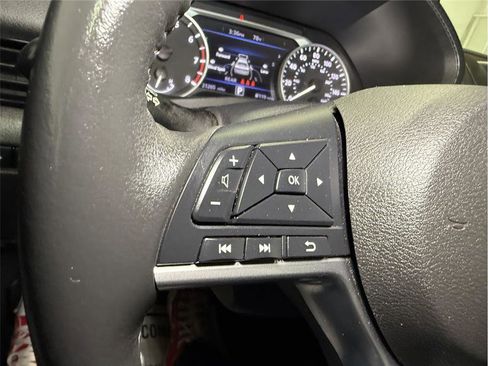 Used 2023 Nissan Sentra SV w/ All-Weather Package image 33