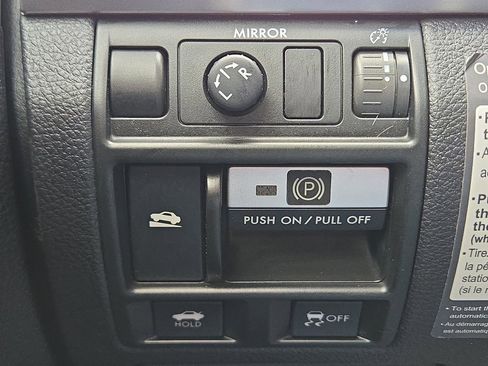 Used 2011 Subaru Legacy 2.5i Premium w/ All-Weather Pkg image 26