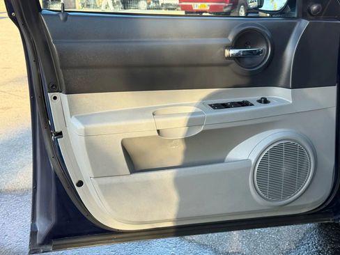 Used 2006 Dodge Charger SXT w/ Popular Equipment Group image 12