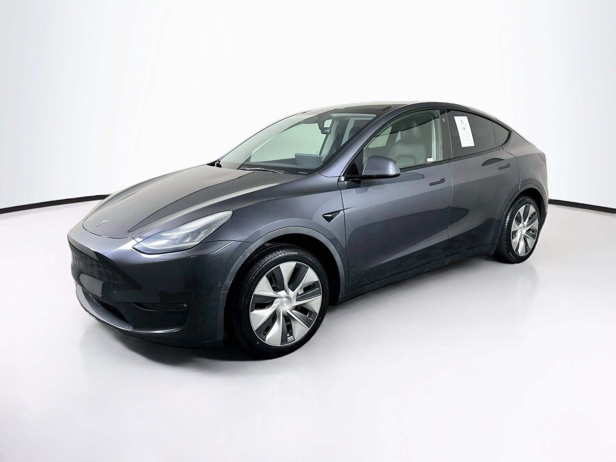 Used 2021 Tesla Model Y 2WD image 3