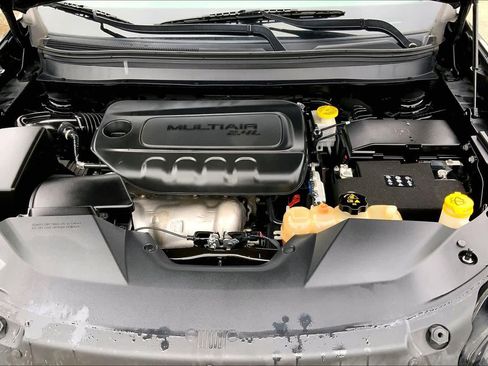 Used 2020 Jeep Cherokee Latitude Plus FWD image 27