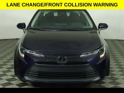Used 2025 Toyota Corolla LE FWD image 5