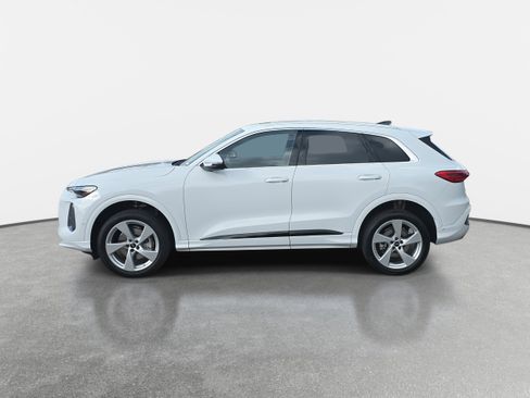 New 2025 Audi Q5 Premium Plus image 8