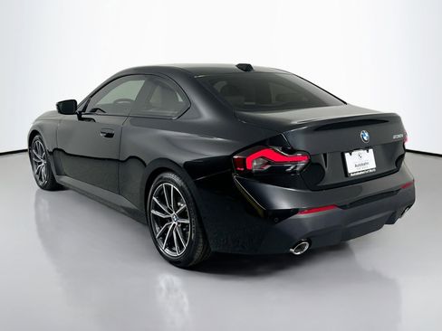 Used 2025 BMW 230i Coupe w/ Premium Package image 7