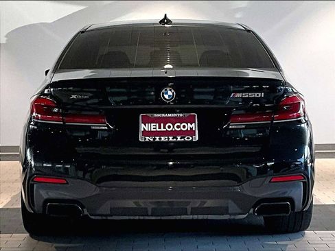 Used 2023 BMW M550i xDrive w/ Executive Package image 9