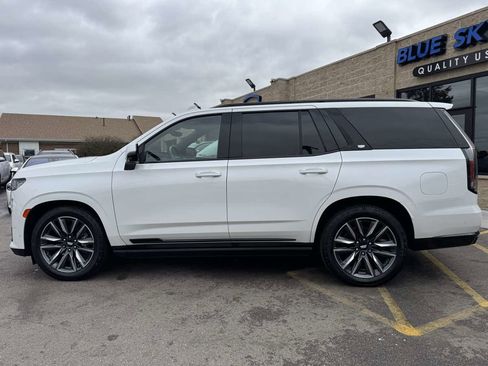 Used 2022 Cadillac Escalade Sport w/ Touring Package image 8