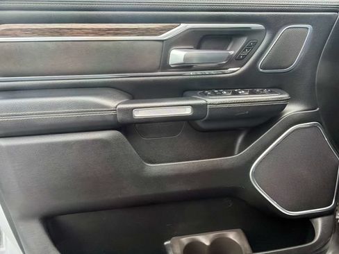 Used 2019 RAM 1500 Laramie RWD image 14