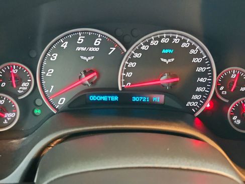 Used 2011 Chevrolet Corvette Grand Sport w/ Preferred Equipment Group RWD image 20