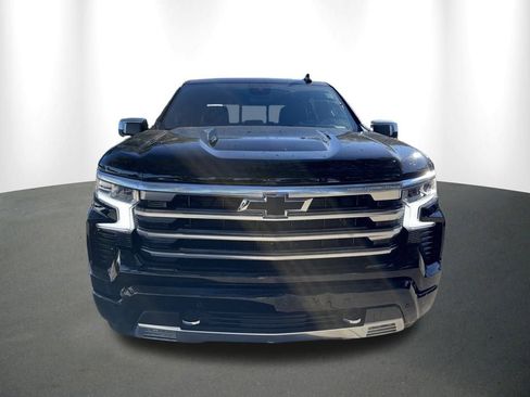 Used 2023 Chevrolet Silverado 1500 High Country w/ Technology Package image 18