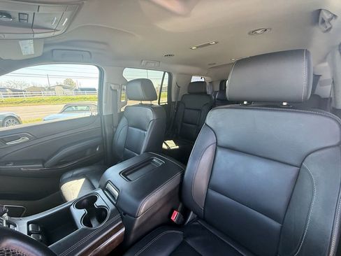 Used 2019 Chevrolet Tahoe LT image 14