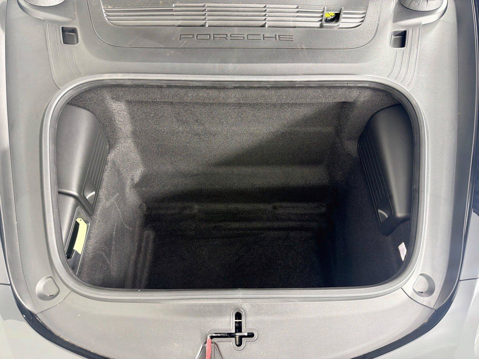 Certified 2024 Porsche 718 Cayman RWD image 30