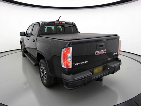 Used 2017 GMC Canyon SLE w/ All Terrain Package image 4