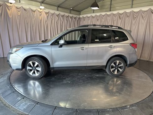 Used 2017 Subaru Forester 2.5i Premium image 8