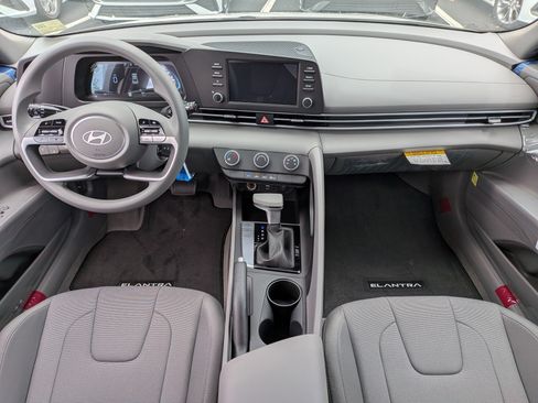 New 2026 Hyundai Elantra Limited FWD image 13