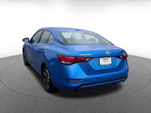 Used 2025 Nissan Sentra SV FWD image 9