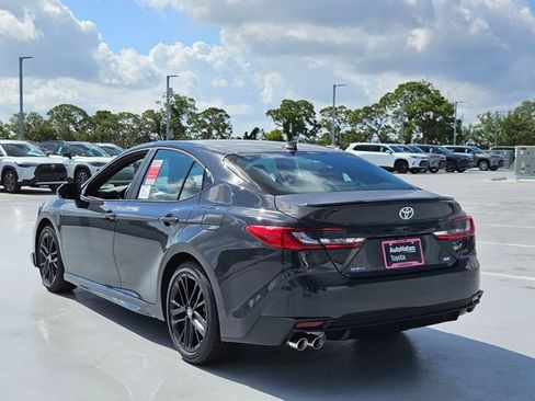 New 2026 Toyota Camry SE FWD image 9