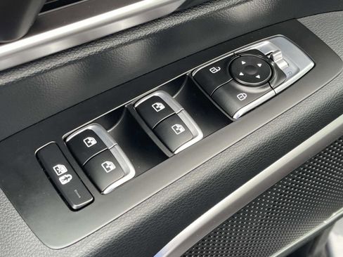 New 2025 Kia Telluride S image 22