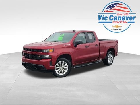 Used 2020 Chevrolet Silverado 1500 Custom w/ Custom Value Package image 1