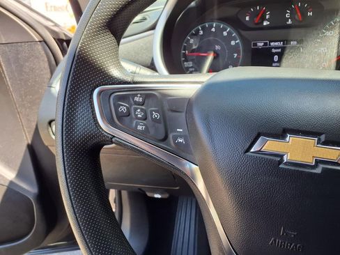 Used 2023 Chevrolet Malibu LT FWD image 16