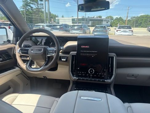 New 2026 GMC Yukon Denali w/ LPO, Floor Liner Package AWD/4WD image 13