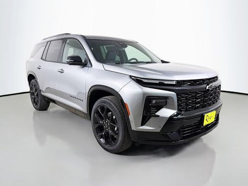 New 2026 Chevrolet Traverse RS w/ LPO, Floor Liner Package AWD/4WD image 3