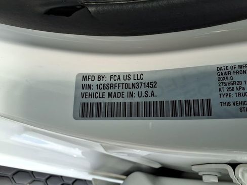 Used 2020 RAM 1500 Big Horn AWD/4WD image 40