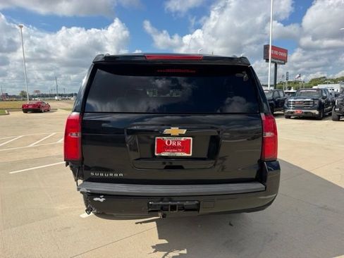 Used 2017 Chevrolet Suburban LT AWD/4WD image 6