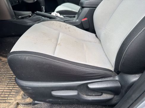 Used 2018 Toyota RAV4 XLE w/ Convenience Package image 12