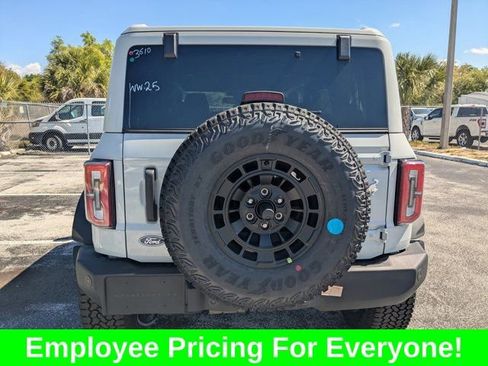 New 2026 Ford Bronco Outer Banks w/ Sasquatch Package AWD/4WD image 6