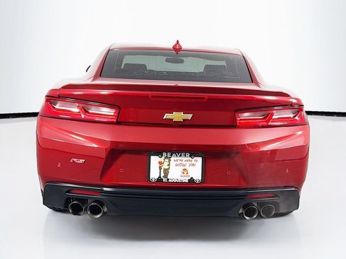 Used 2018 Chevrolet Camaro LT RWD image 8