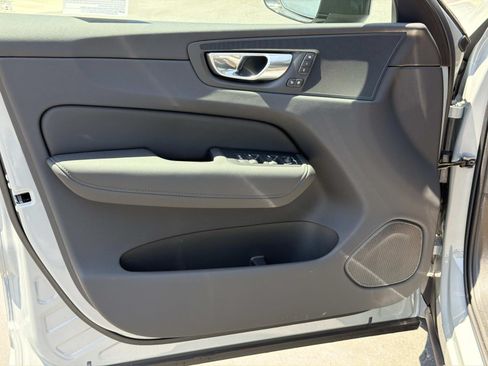 New 2026 Volvo XC60 B5 Core AWD/4WD image 11