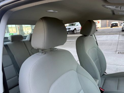 Used 2018 Hyundai Elantra SEL FWD image 22
