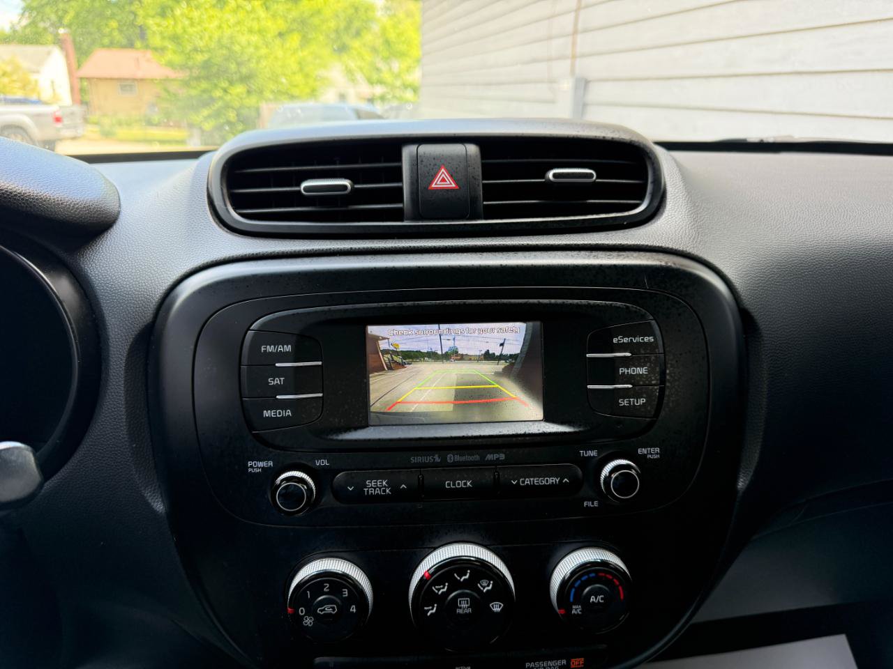 Used 2015 Kia Soul + FWD image 21