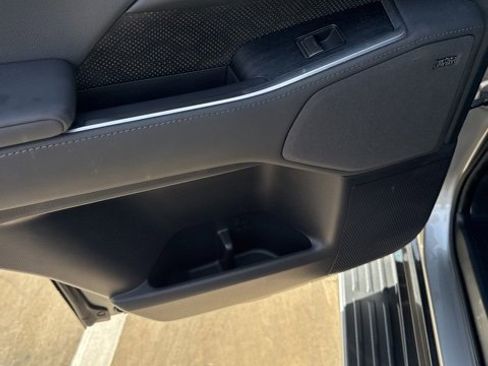 Used 2024 Lexus GX 550 image 5