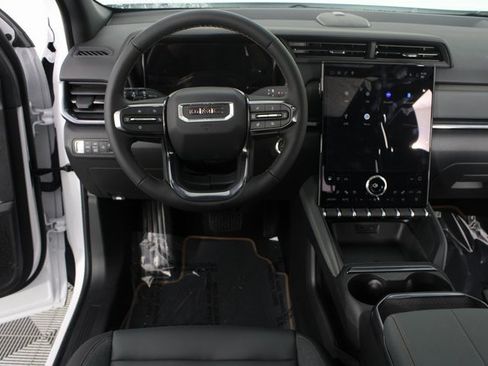 New 2026 GMC Terrain AT4 w/ Convenience Package III image 13