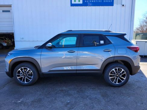 New 2026 Chevrolet TrailBlazer LT w/ LT Cold Weather Package image 2